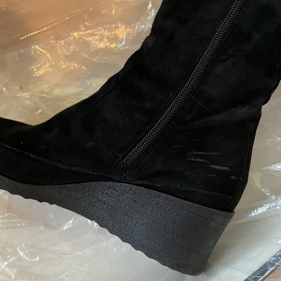 NEW Via Spiga NETTARE Black Suede Wedge Boots Sz 8 - Picture 10 of 10